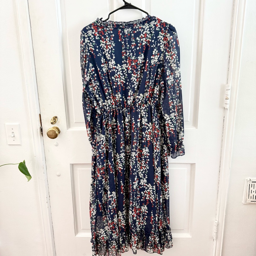 Floral Navy Dress - Picture 3 of 3